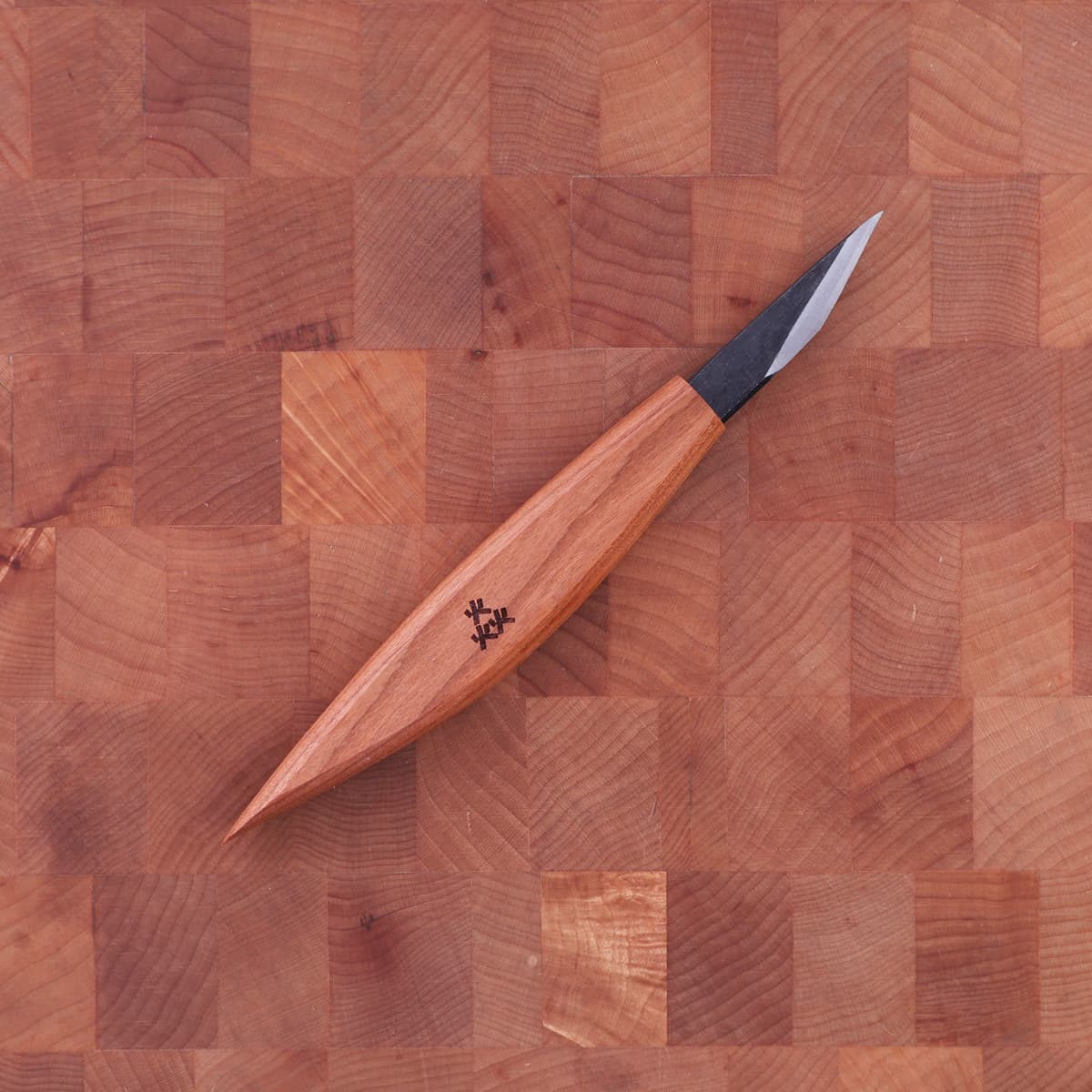 Kniv til treskjæring, "kiridashi"